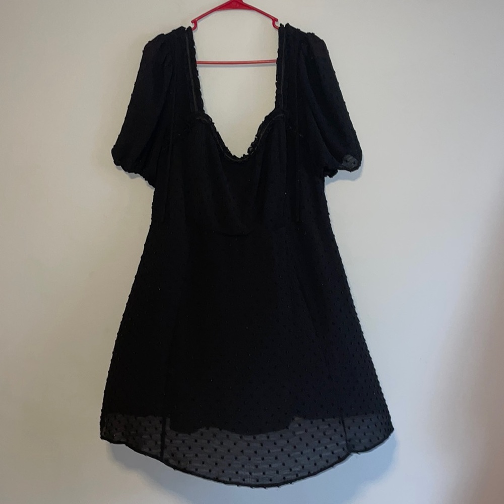 Forever 21 black dotted dress